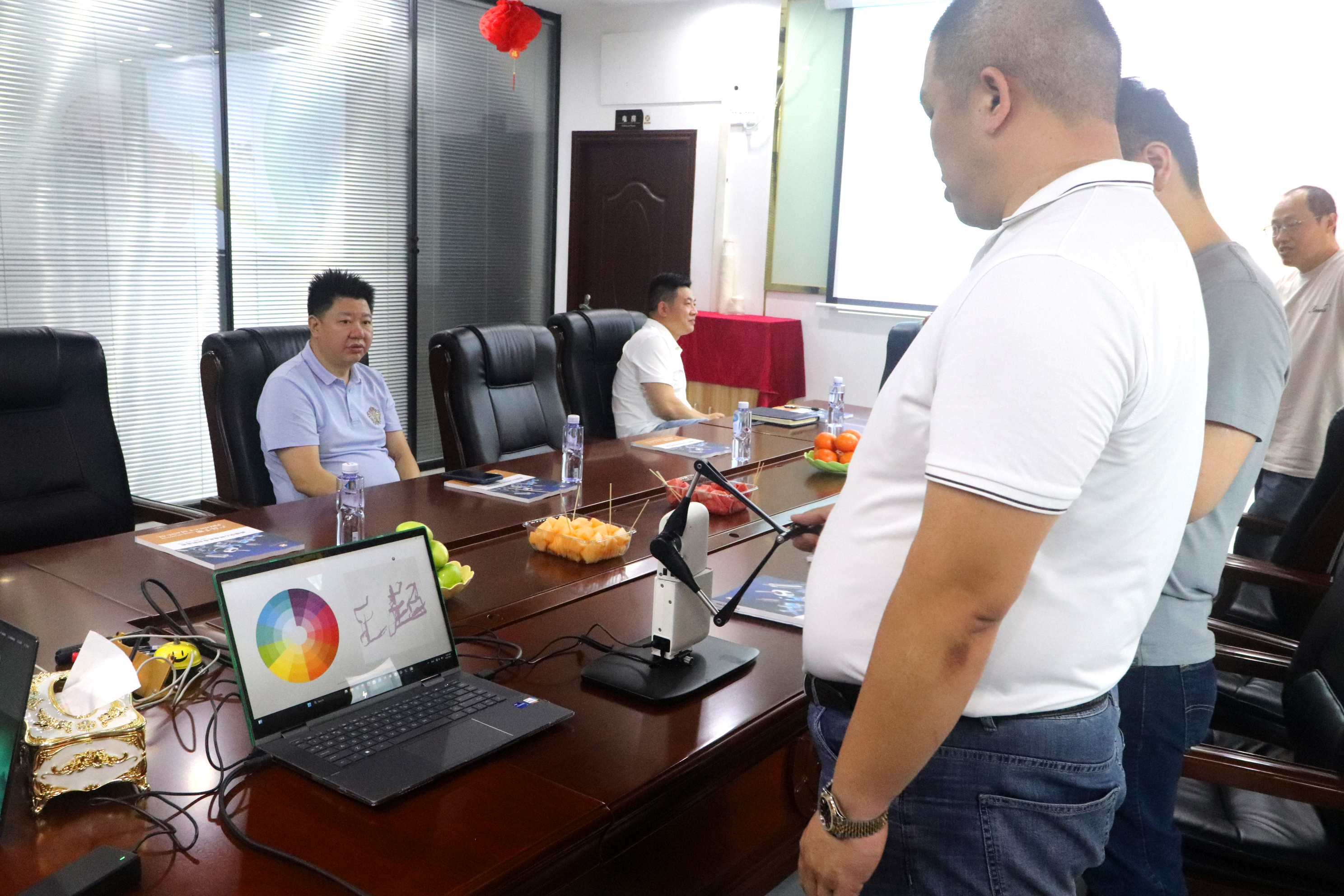 On April 21, 2022, we warmly welcome Canadian customers to visit our company for business discussion